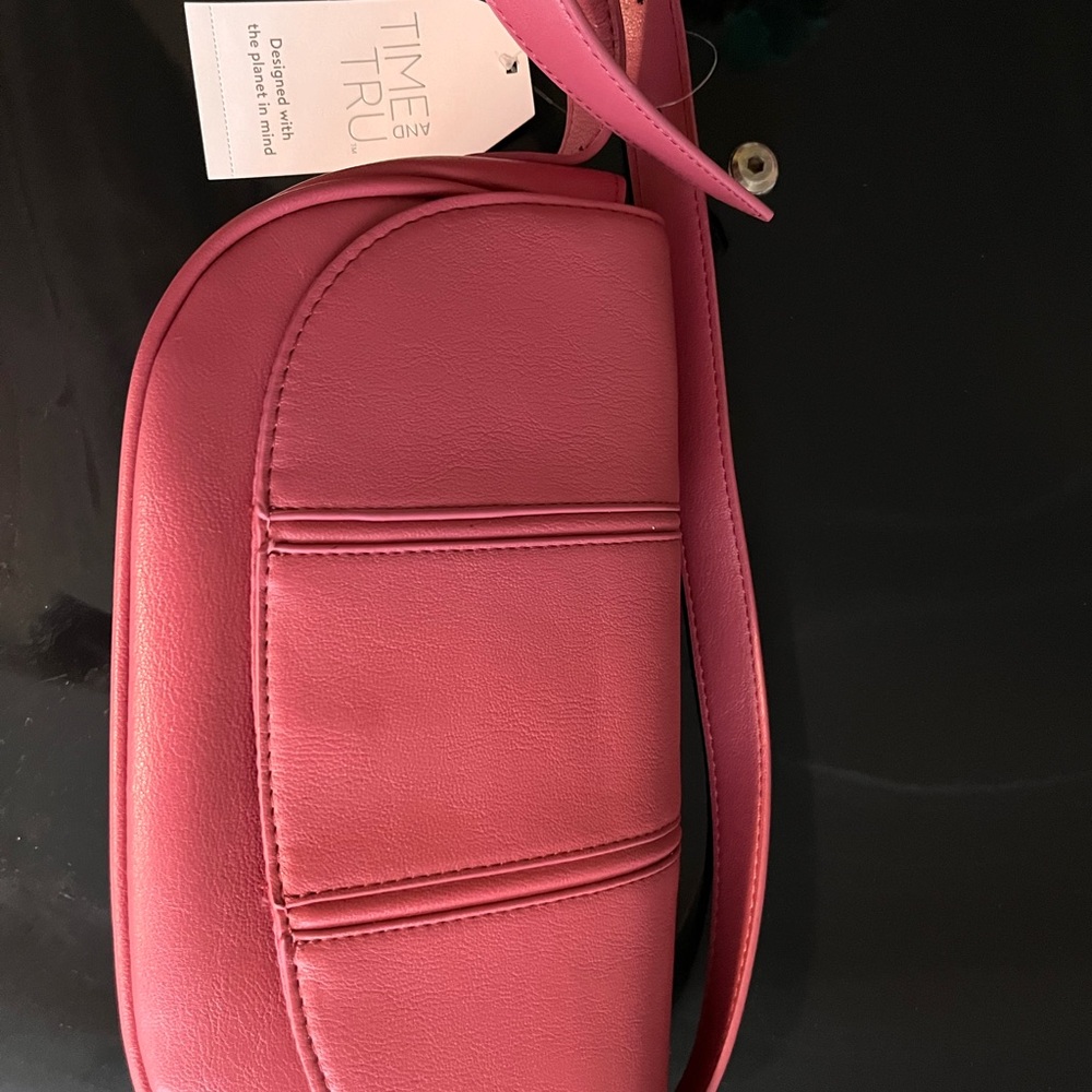 Time and Tru Crossbody Bag in Pink